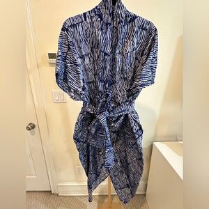 Wanni Fuga Blue and White Patterned Kaftan with Belt